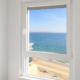 Ventana de PVC en apartamentos junto a la playa